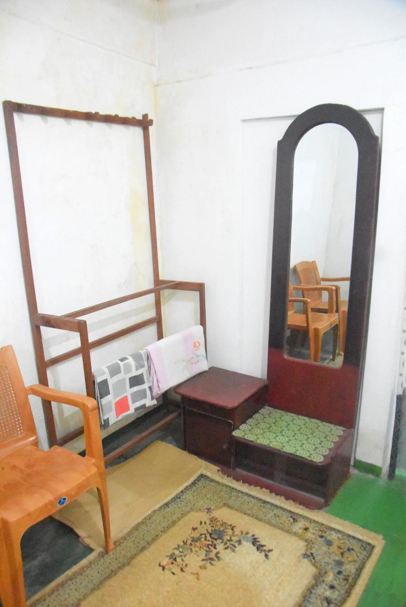 Meera Homestay & Guest House アヌラーダプラ エクステリア 写真